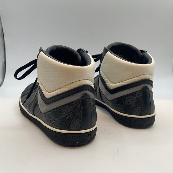Louis Vuitton High-top Sneakers Size 6 US - Picture 5 of 10